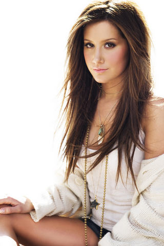 File:Ashley-tisdale-angelbell619-24314848-500-749.png