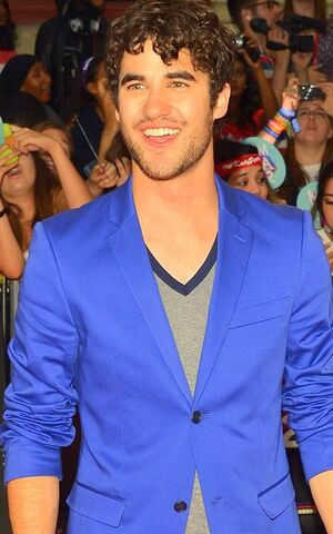 File:DarrenlookinghotattheMMVA.jpg