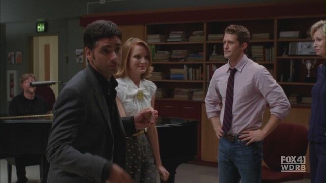 File:2x05-The-Rocky-Horror-Glee-Show-emma-and-carl-16549014-1580-888.jpg