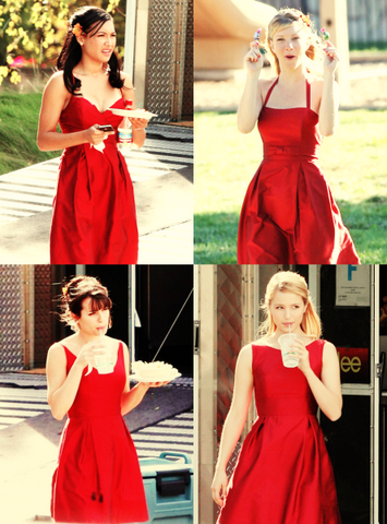 File:Bridesmaids.png
