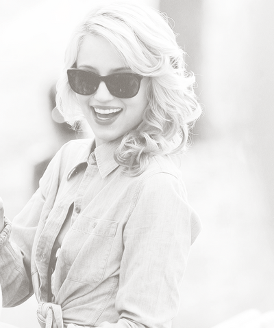 File:DianaAgron.png