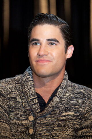File:DarrenataPressConferenceinParamountstudio3sept27.jpg