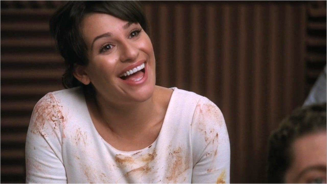 File:RachelS03E01.png