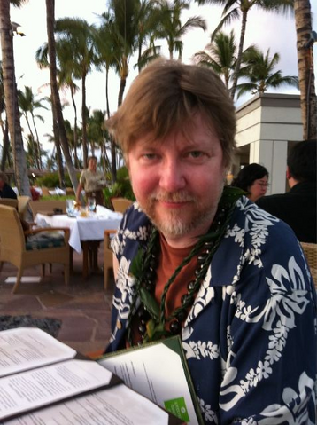 File:Brad with Hawaiian T-Shirt.png