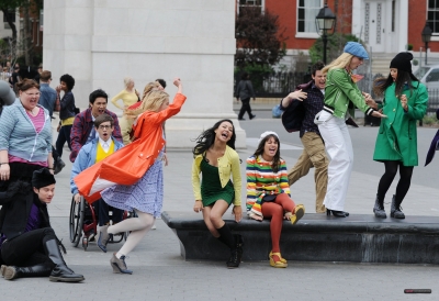 File:Normal lmw gleeinnyc005.jpg