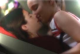 File:Kiss again.jpg