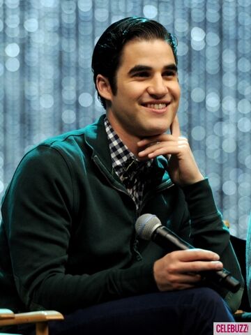 File:GLEE 300th Musical Performance Special Taping-9-435x580.jpg