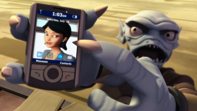 Plik:Hal's phone.jpg