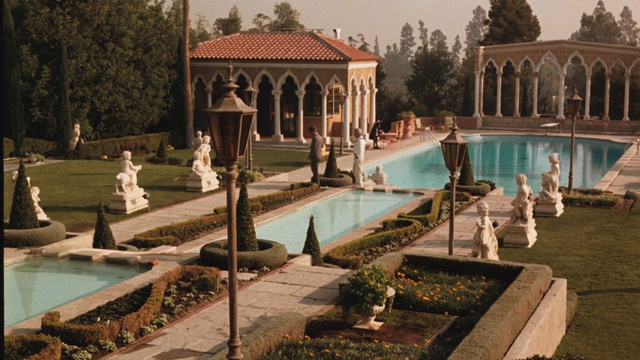 File:Vlcsnap-2010-12-22-00h35m32s133.png