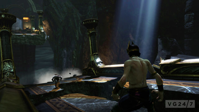 File:Kratos running.jpg