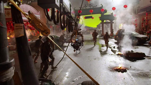 File:Behind Godzilla 2014 - 11.jpg