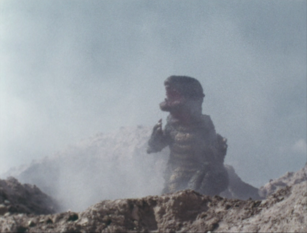 File:Go! Godman - Episode 6 Godman vs. Gorosaurus - 35 - Can't catch me!.png