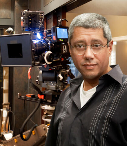 File:Dean Devlin.jpg