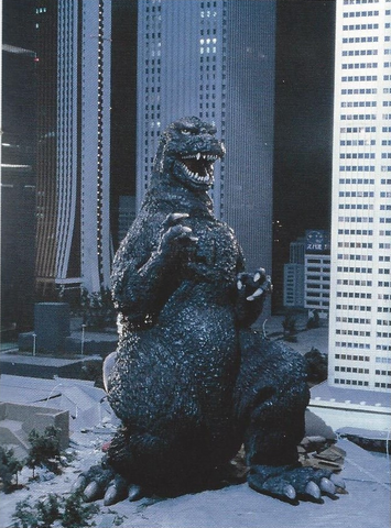 File:84Goji Sitting.png