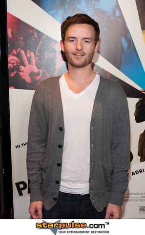 File:Chris Masterson-ABE-000654.jpg