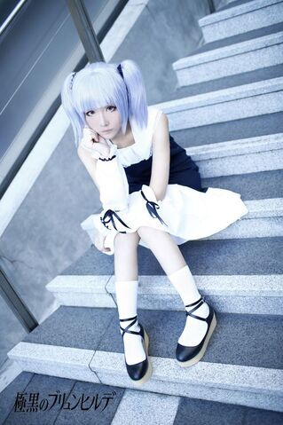 Archivo:Nanami Cosplay.jpeg