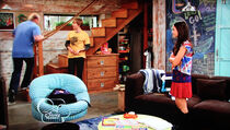 Good-Luck-Charlie-disney-show4