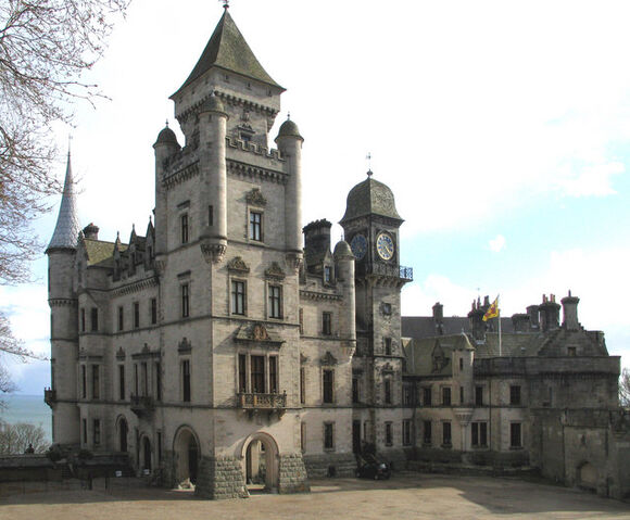 File:Dunrobin-4.jpg