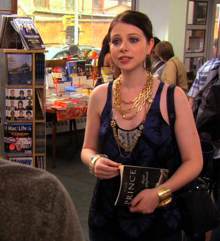 File:Georgina Sparks 5.jpg