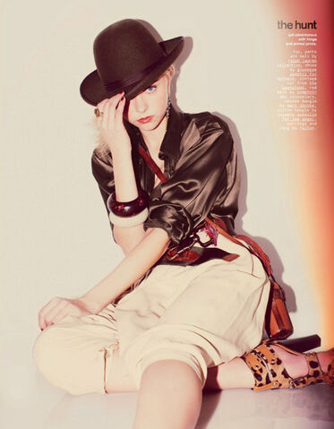 File:Taylor-momsen-nylon-magazine-240409-3.jpg