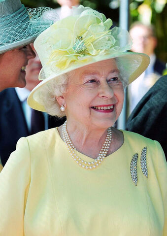Fichier:Queen+Elizabeth+II+Queen+Elizabeth+II+Royal+j5BzR91z-HDl.jpg