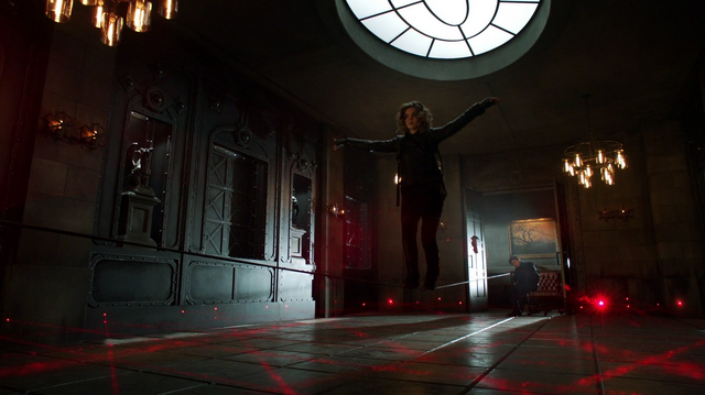 Datei:Gotham 3x11.png