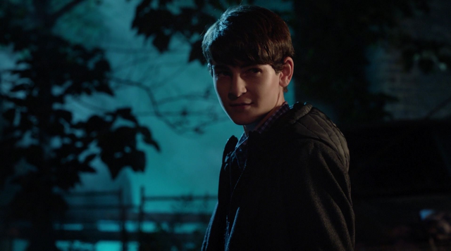 Datei:Gotham 3x03.png