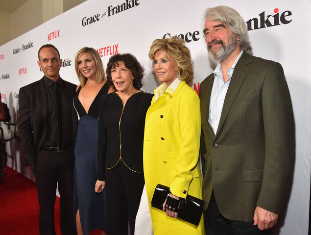 File:Grace and frankie cast.jpg