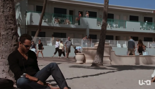File:1x09-BriggsHotel.png