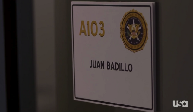 File:1x02-BadilloOffice.png