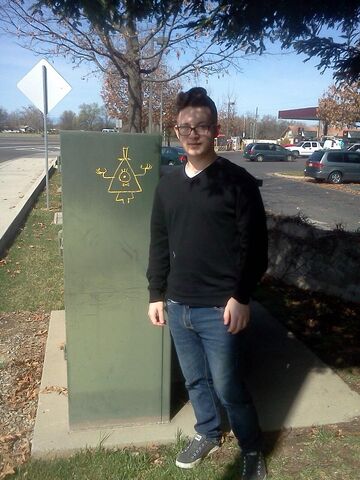 File:Pyramid 4 WINNER.jpg
