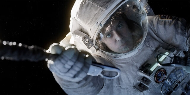File:Gravity-clooney.jpg