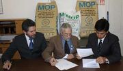 Ecuador Signing2 w
