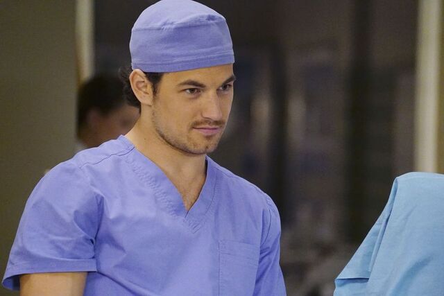 Archivo:Andrew deluca.jpg
