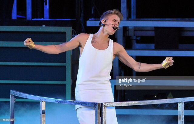 File:Justin Bieber- 163105831.jpg