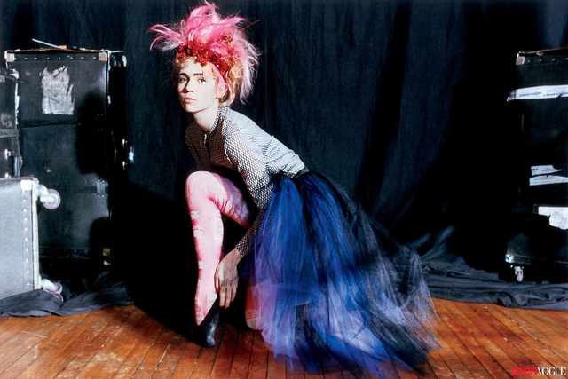 File:GrimesTeenVogue2014 2.png