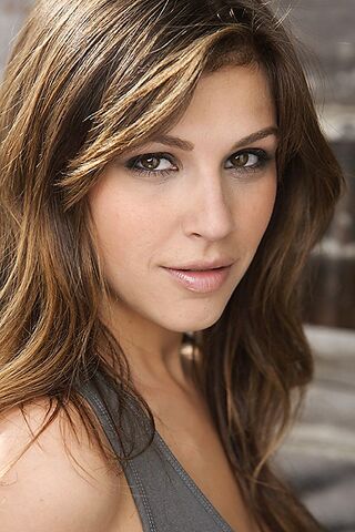 File:Lili Mirojnick.jpg