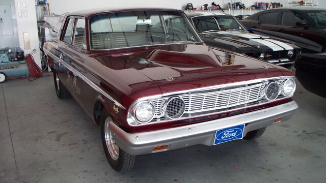 Plik:1964 thunderbolt.jpg