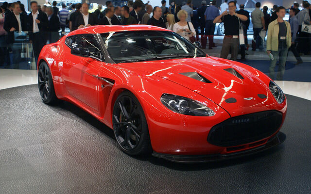 Plik:Red Aston Martin V12 Zagato fr IAA 2011.jpg