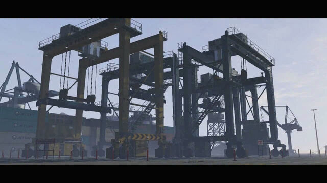 Fájl:Gta-5-trailer-1-cranes-at-the-dock.jpg