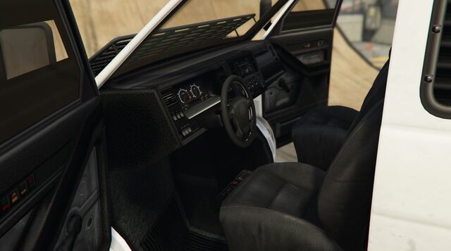 File:PoliceTransporter-GTAV-Inside.jpg
