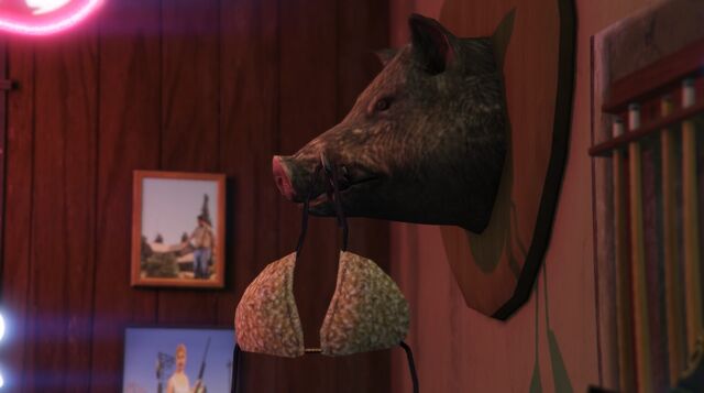 File:YellowJackInn-GTAV-PigHead.jpg
