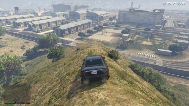 File:Zancudo Ramp 2 GTAV MtJosiah.jpg