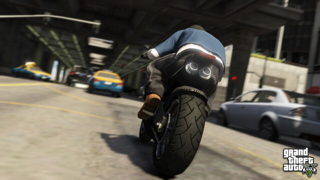 File:Bike&Traffic-GTAV.jpg