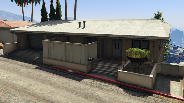 File:3677WhispymoundDrive-FrontView-GTAO.png