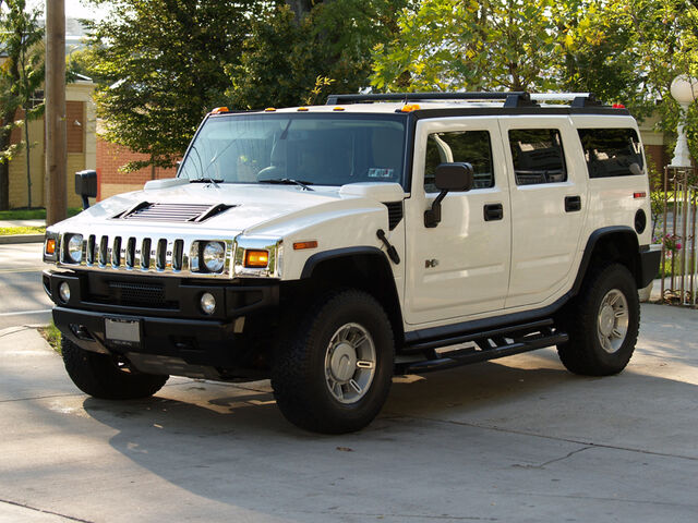 File:HummerH2-IRL.jpg