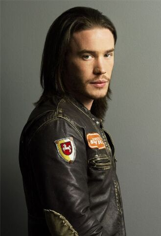 File:Tom Pelphrey.jpg