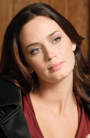 File:EmilyBlunt.jpg