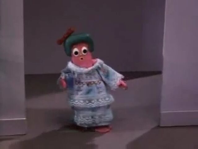 File:Minga in her Pajamas.jpg