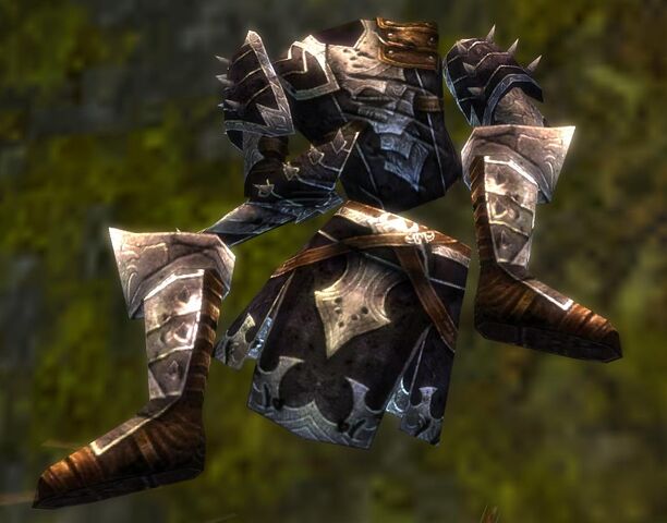 File:Tattered Vanguard Clothing.jpg